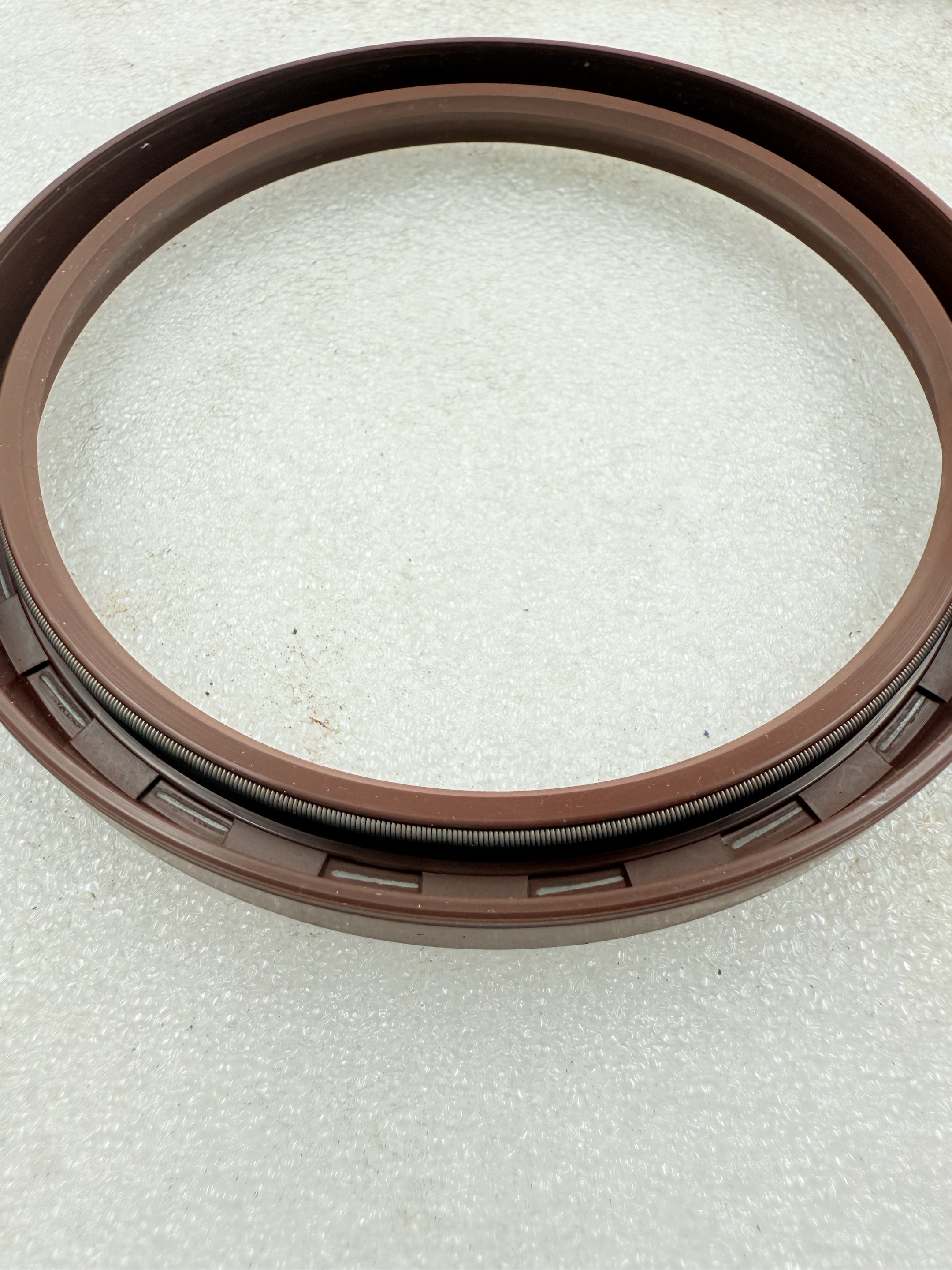 Liebherr 12267011 Манжетное уплотнение поворотного вала для R920S R922LC R924LC