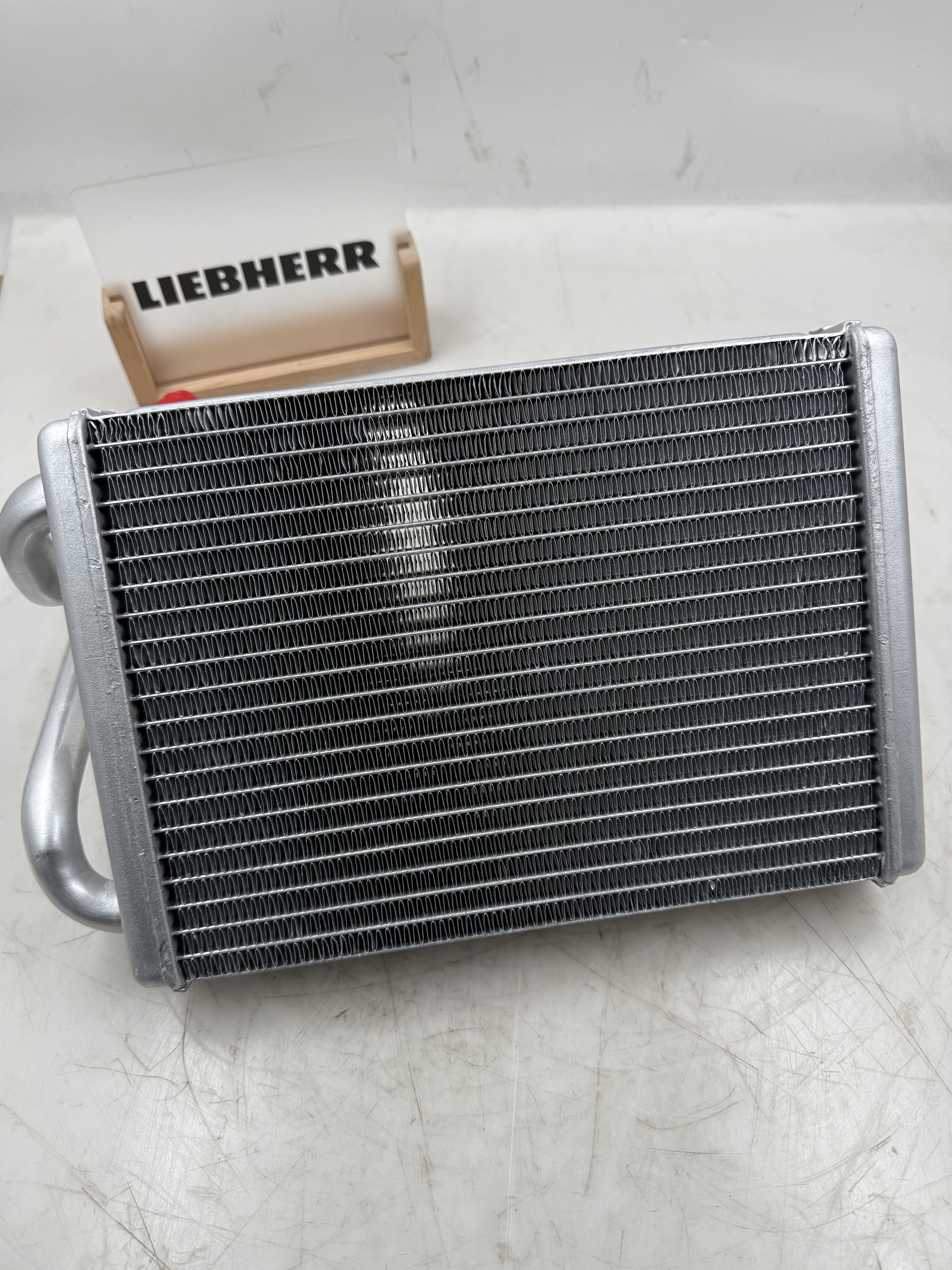 Liebherr 12295347 Батарея отопления