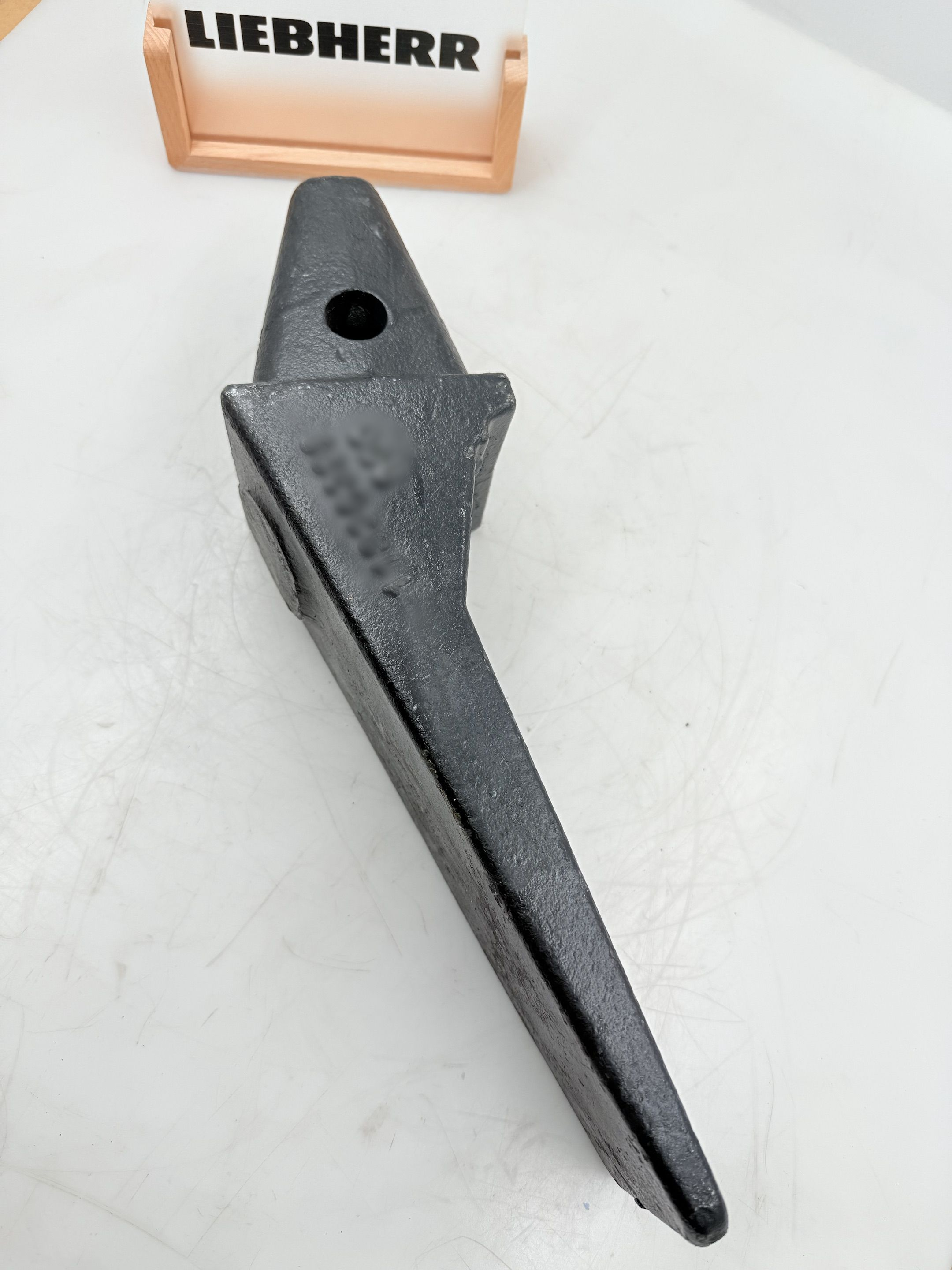 Liebherr 11830399 Зубья ковша