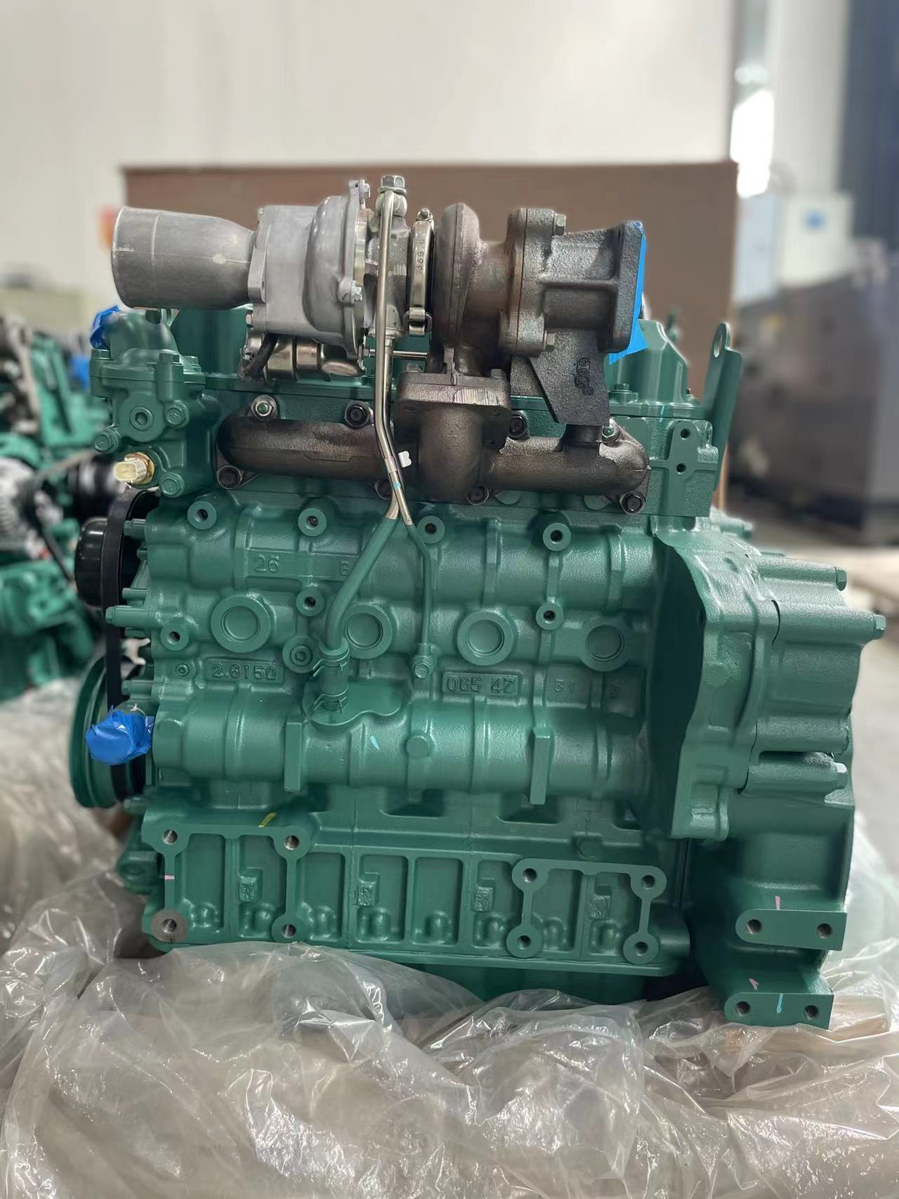Дизельный двигатель Kubota 1J700-71000/17317553 V2607-DI-TE3B-VCC2-1(D2.6)