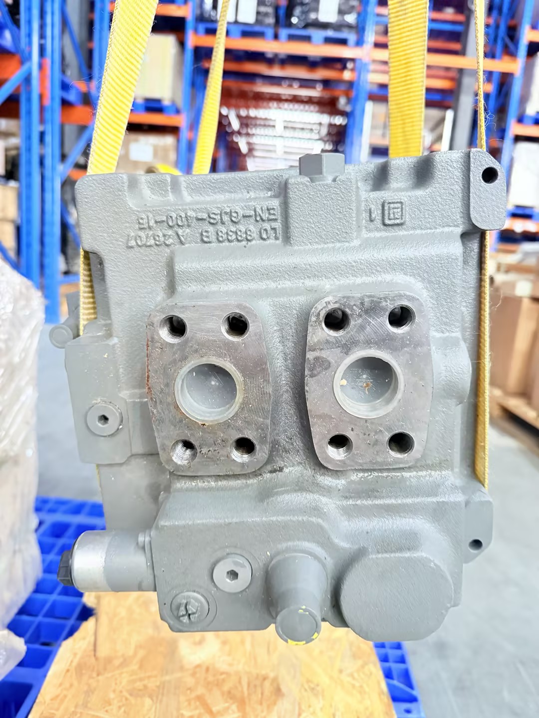 Liebherr 10133901 Гидравлический мотор DMVA G 165 для буровых установок LB20 LB24